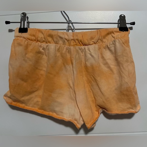 🎁Old Navy Girls Shorts -Size Medium🎁 - Picture 2 of 4